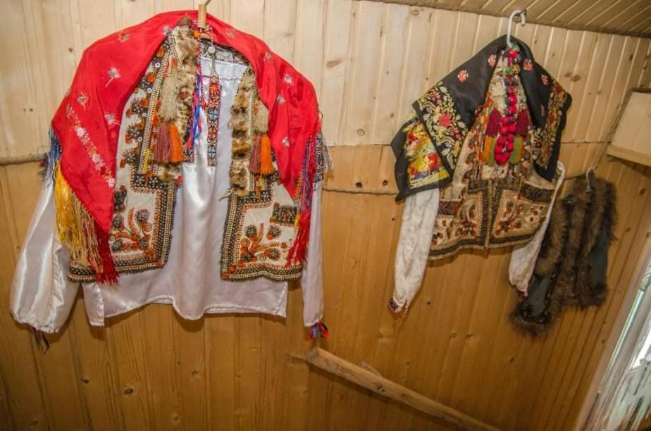 Gostynnyi Dvir U Marichky Hotel Lazeshchyna Eksteriør billede