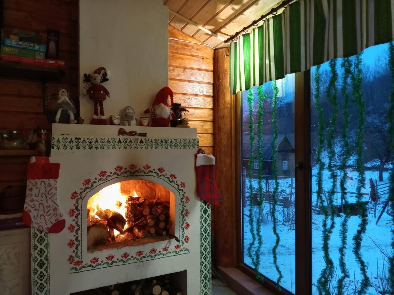 Gostynnyi Dvir U Marichky Hotel Lazeshchyna Eksteriør billede